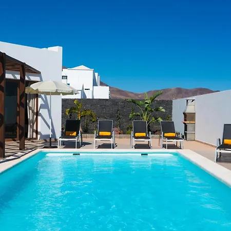 Ledicia Villa